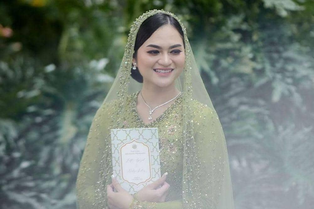 instagram.com/nadyaindry