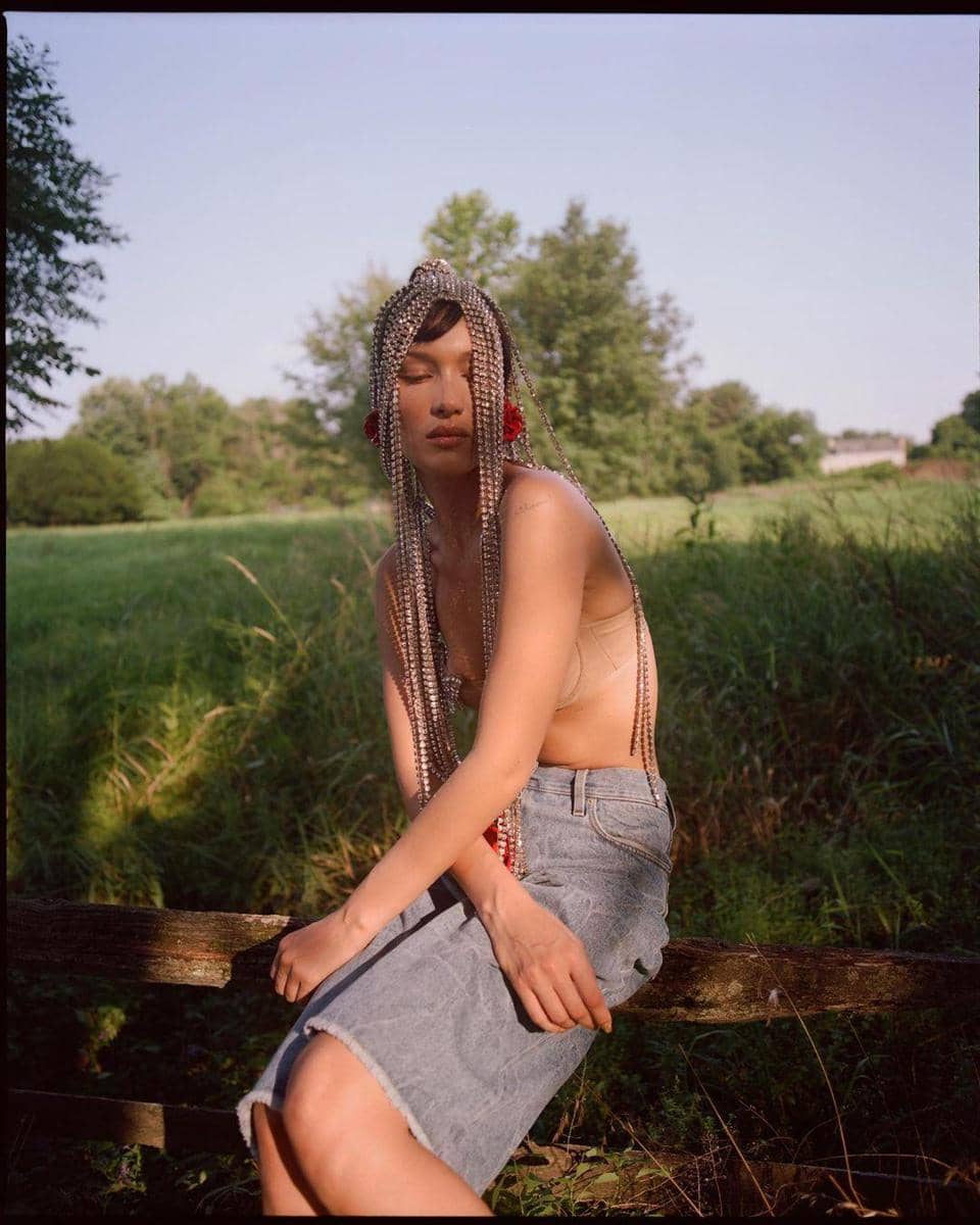 instagram.com/bellahadid