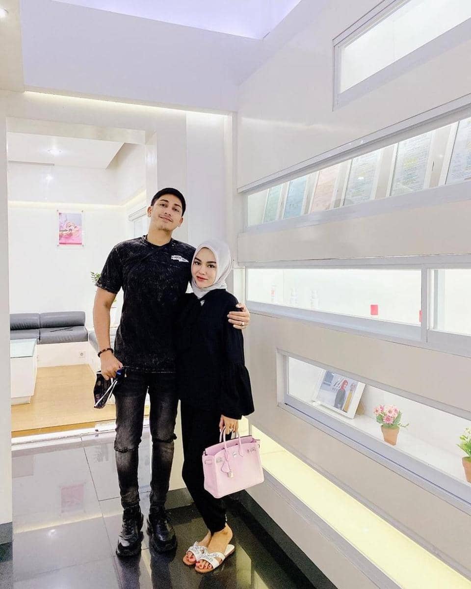 Instagram.com/medinazein