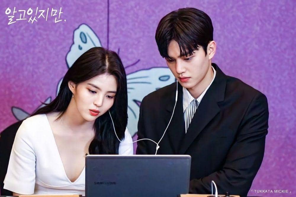 Instagram.com/neverthelessfanpage