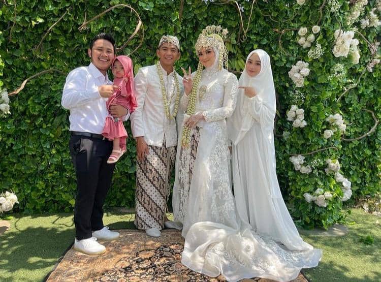 Instagram.com/eganoviantika_98