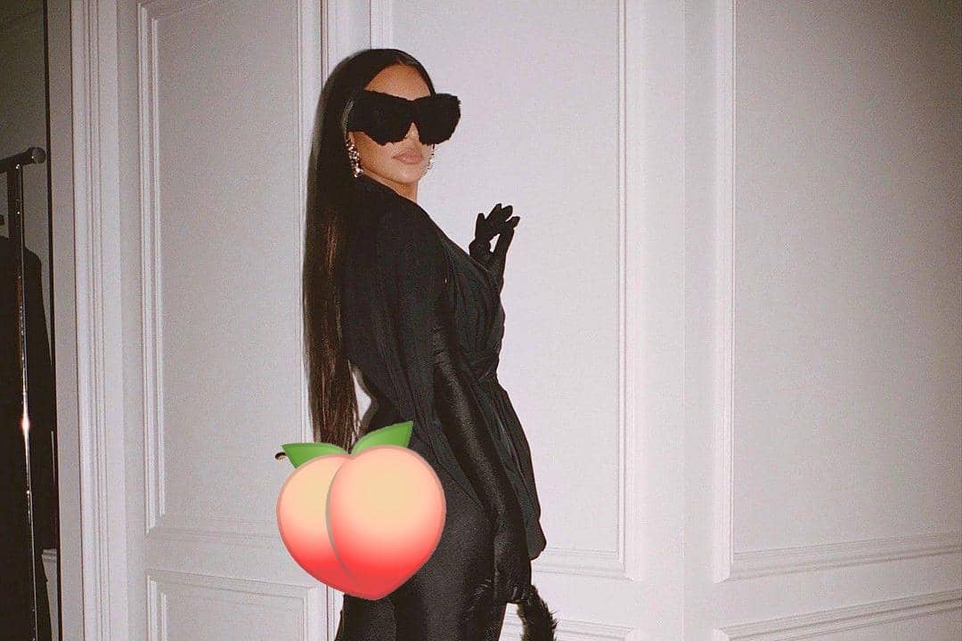 Berbulu Seksi, Gaya Kim Kardashian Terlalu Keren!