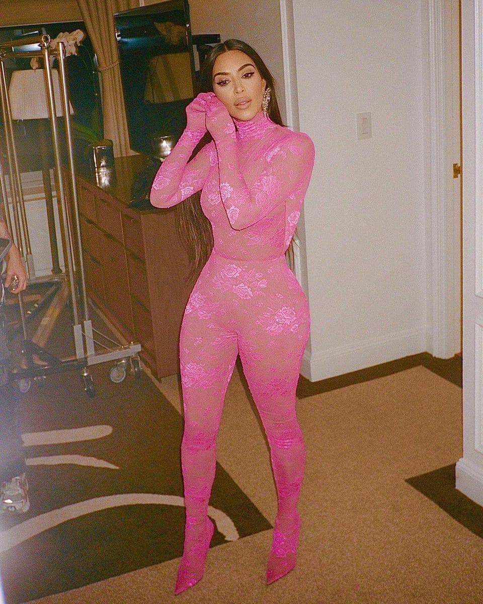 instagram.com/kimkardashian