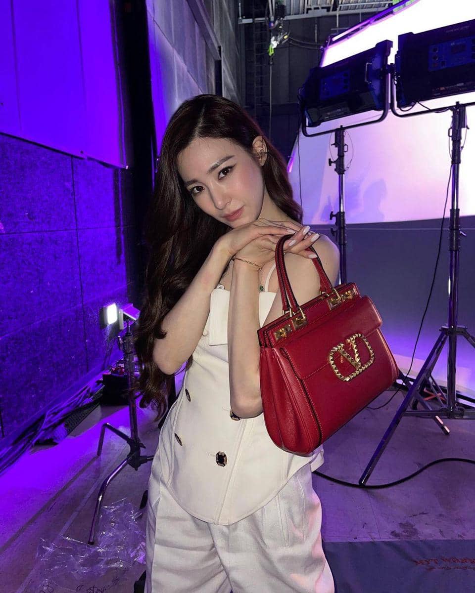 instagram.com/tiffanyyoungofficial