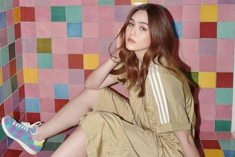 instagram.com/chomismaterialgirl