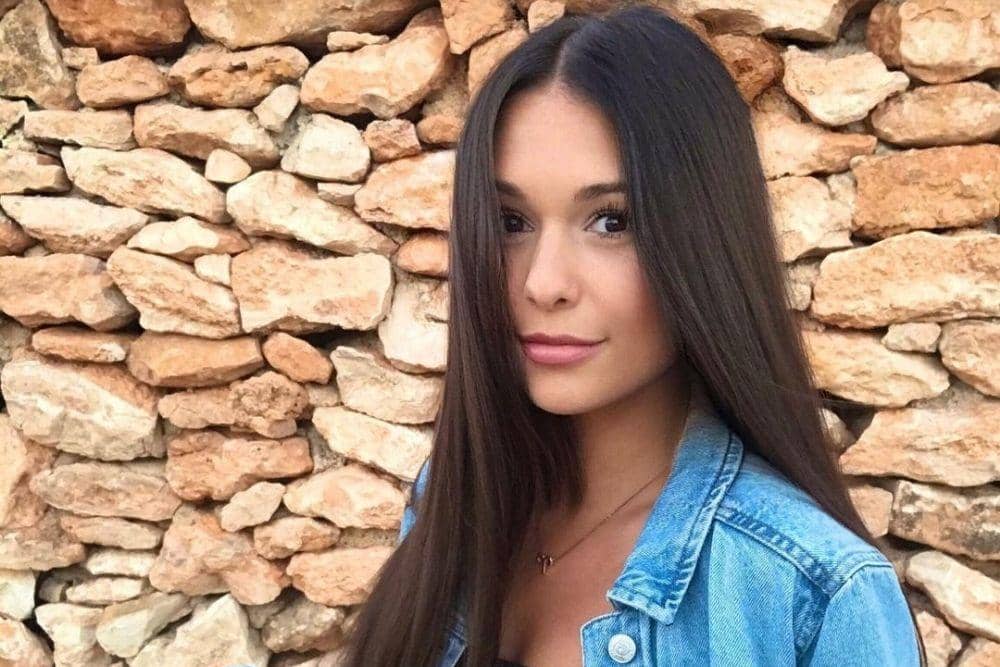 instagram.com/ria.travelwithmeri