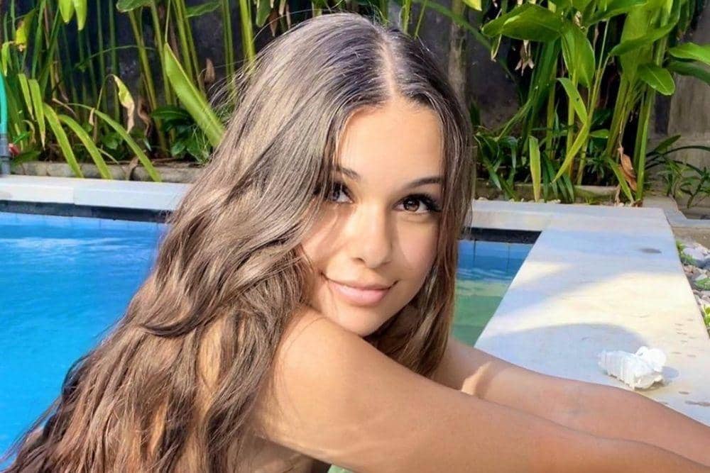 instagram.com/ria.travelwithmeri