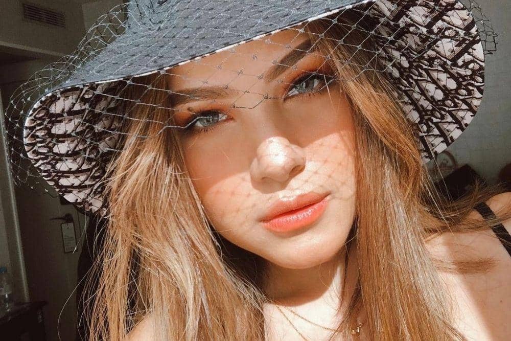 instagram.com/paola.serena