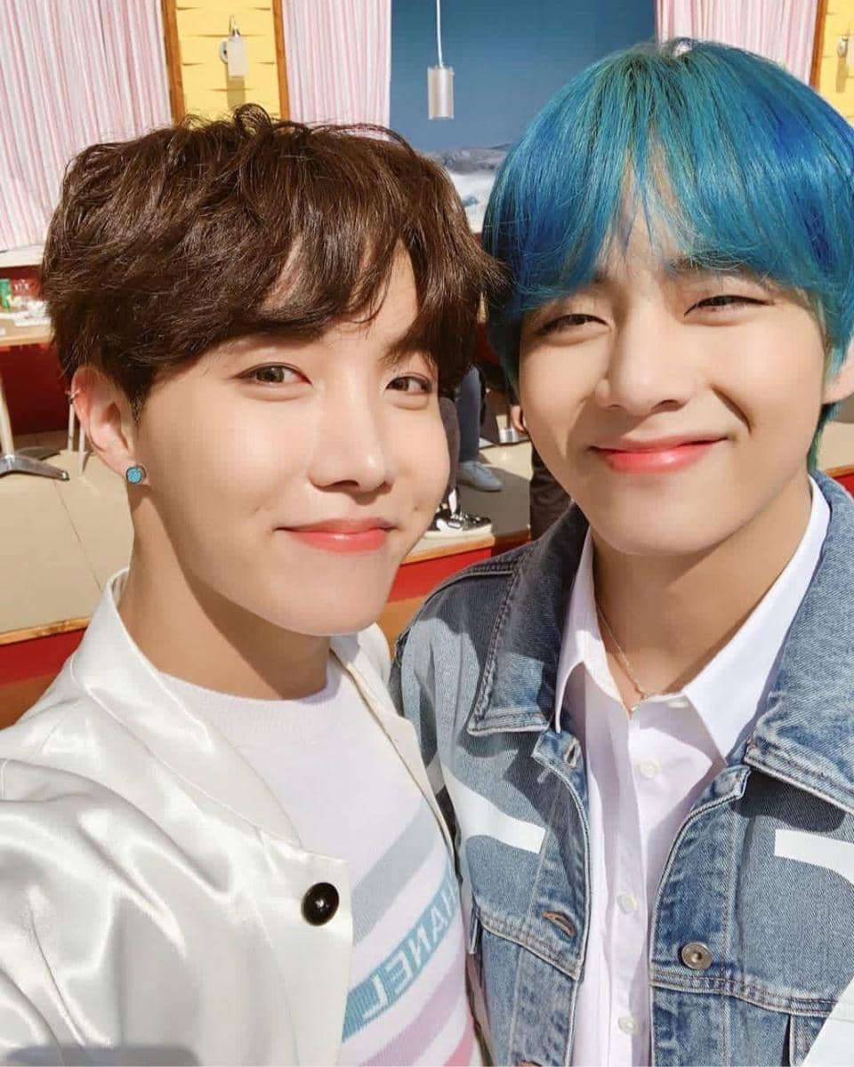 instagram.com/vhope.babes