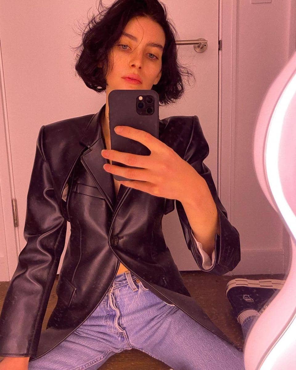 instagram.com/meadowwalker