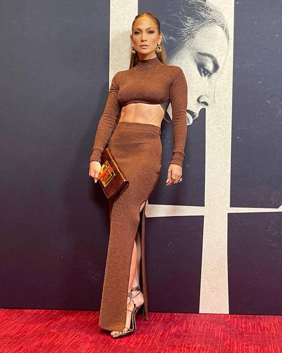 instagram.com/jlo