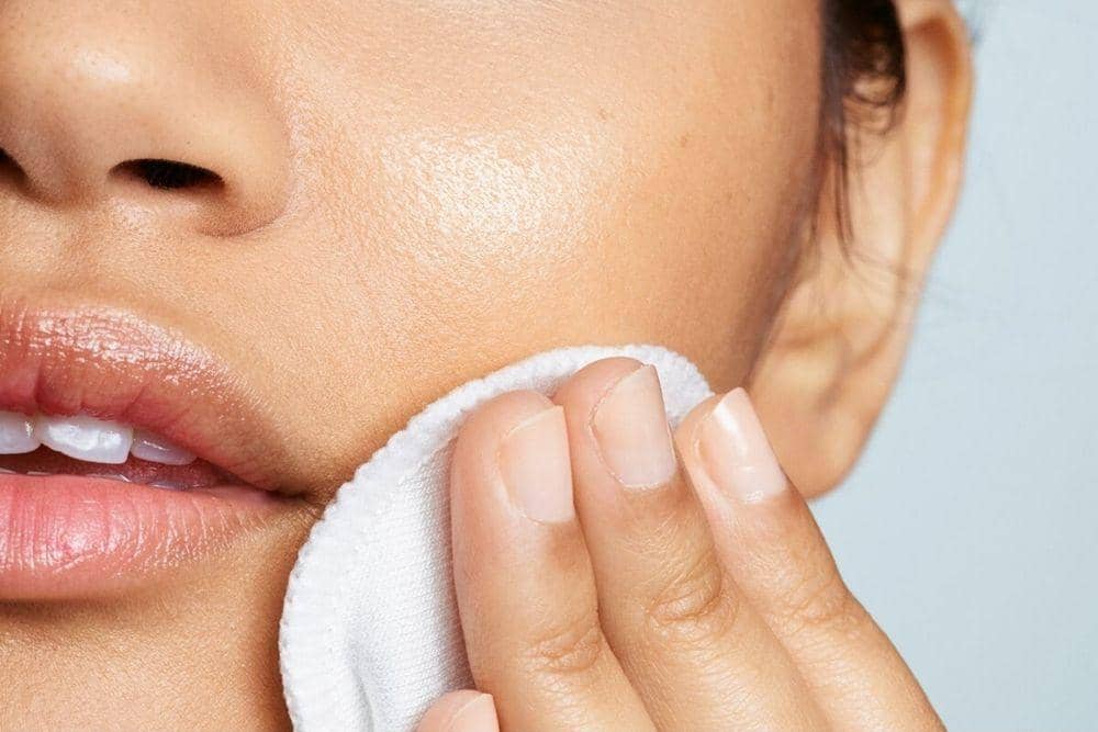 Cara Menghilangkan Komedo Putih/ editorialist.com