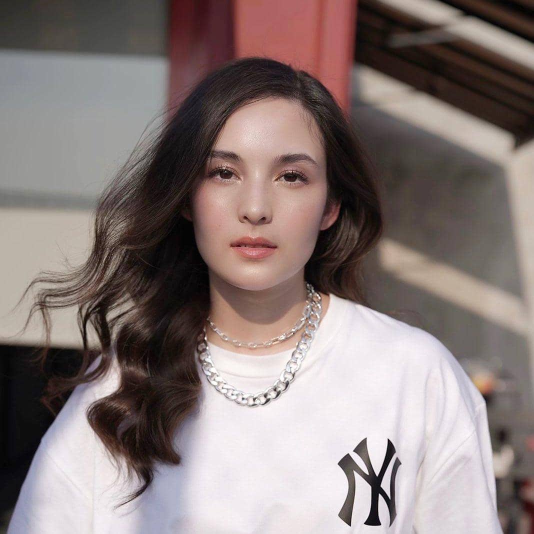 instagram.com/chelseaislan