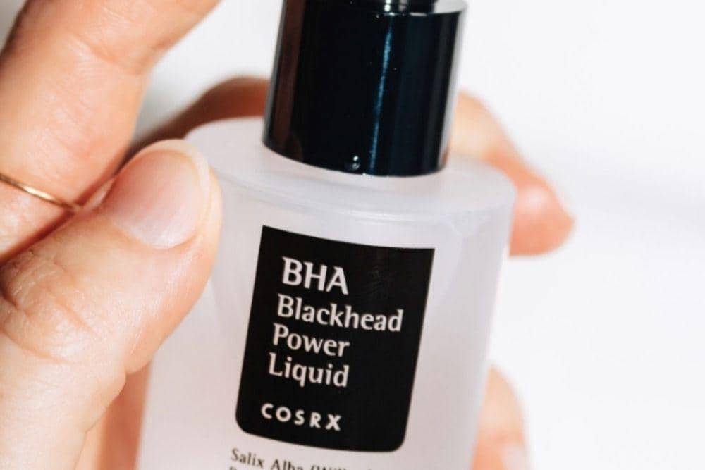 Cara Menghilangkan Komedo Putih/ tokko.io