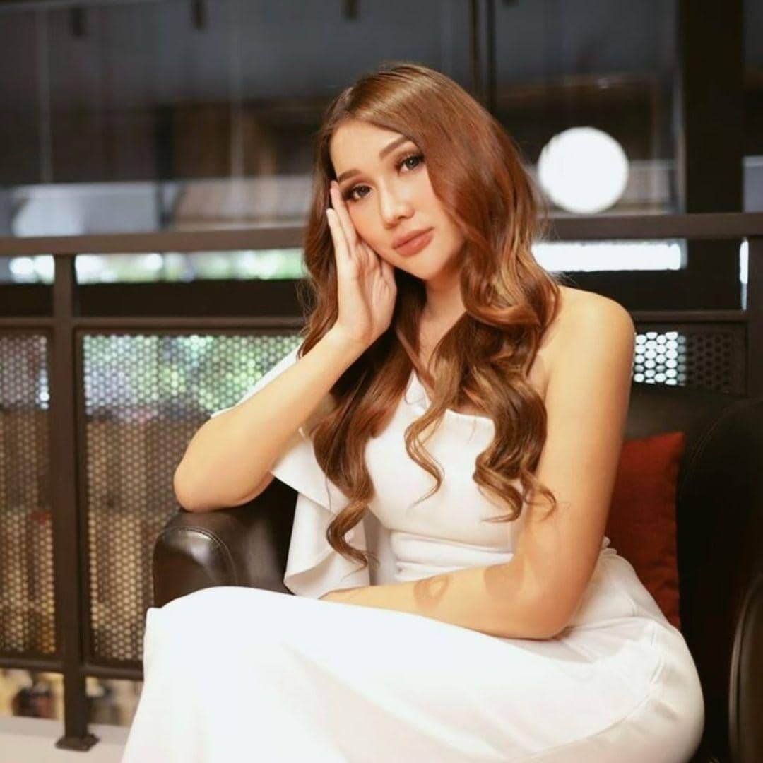 instagram.com/lucintaluna_manjalita