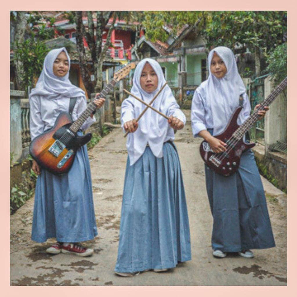 twitter.com/baceprotvoices