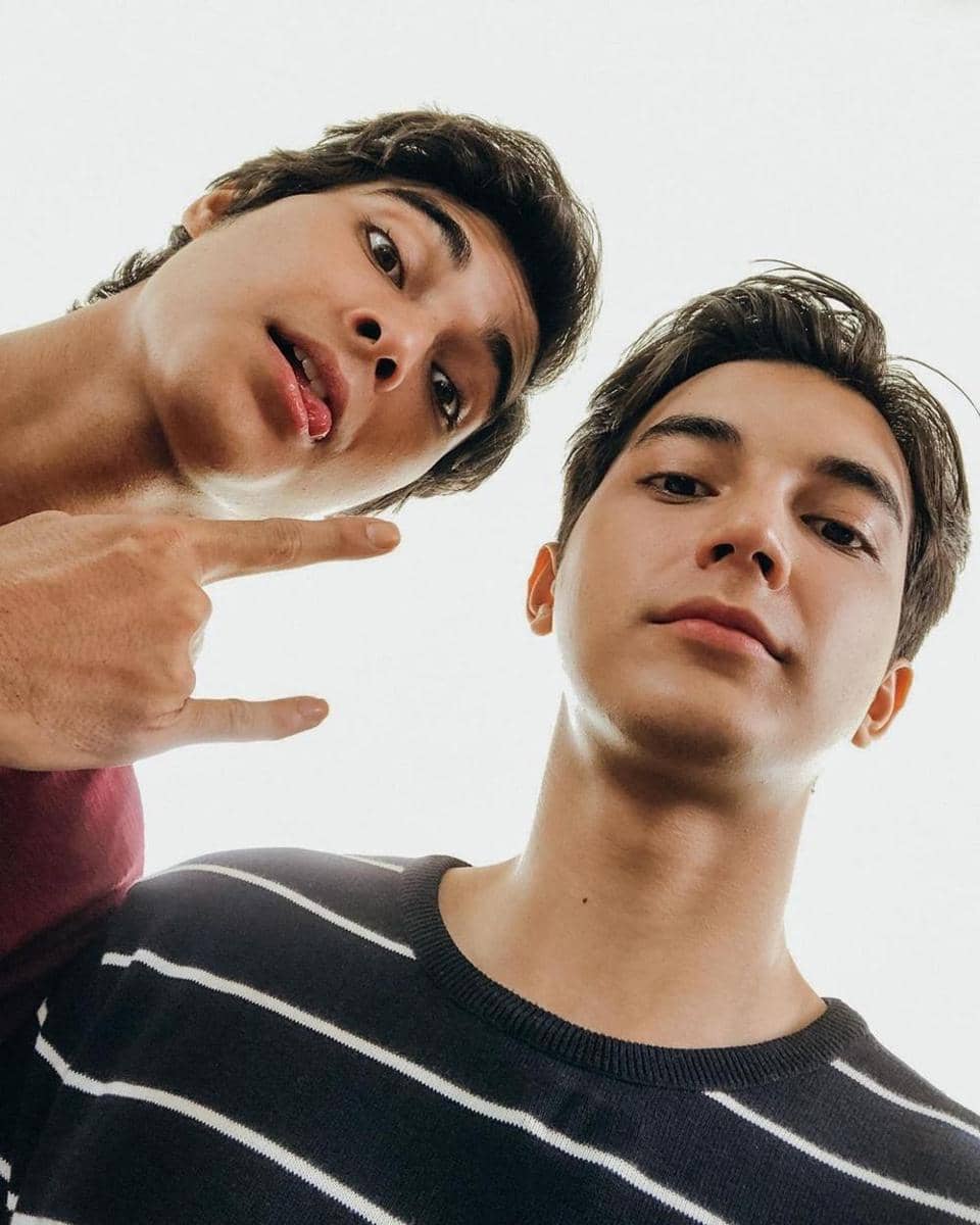 Instagram.com/juniorrobertss