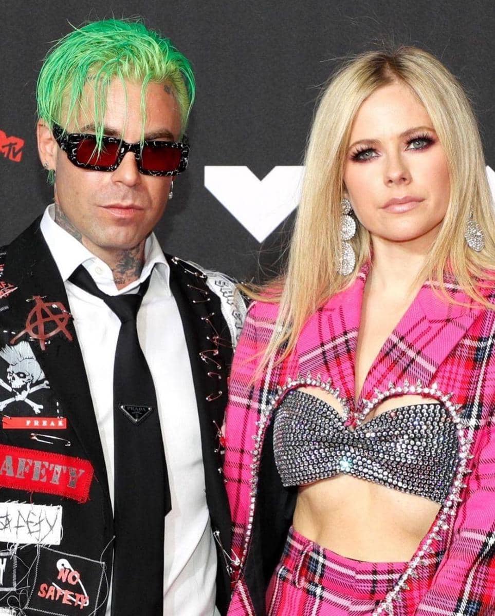 Instagram.com/avrillavigne