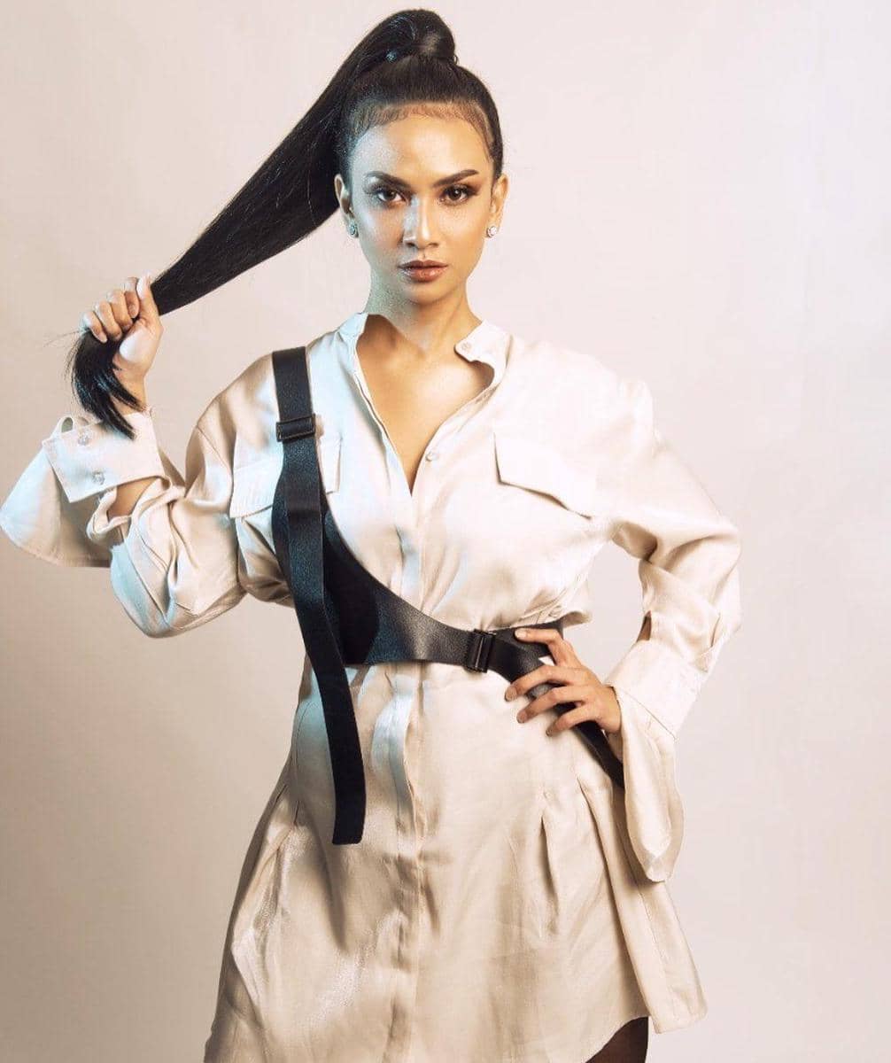 instagram.com/vanessaangelofficial