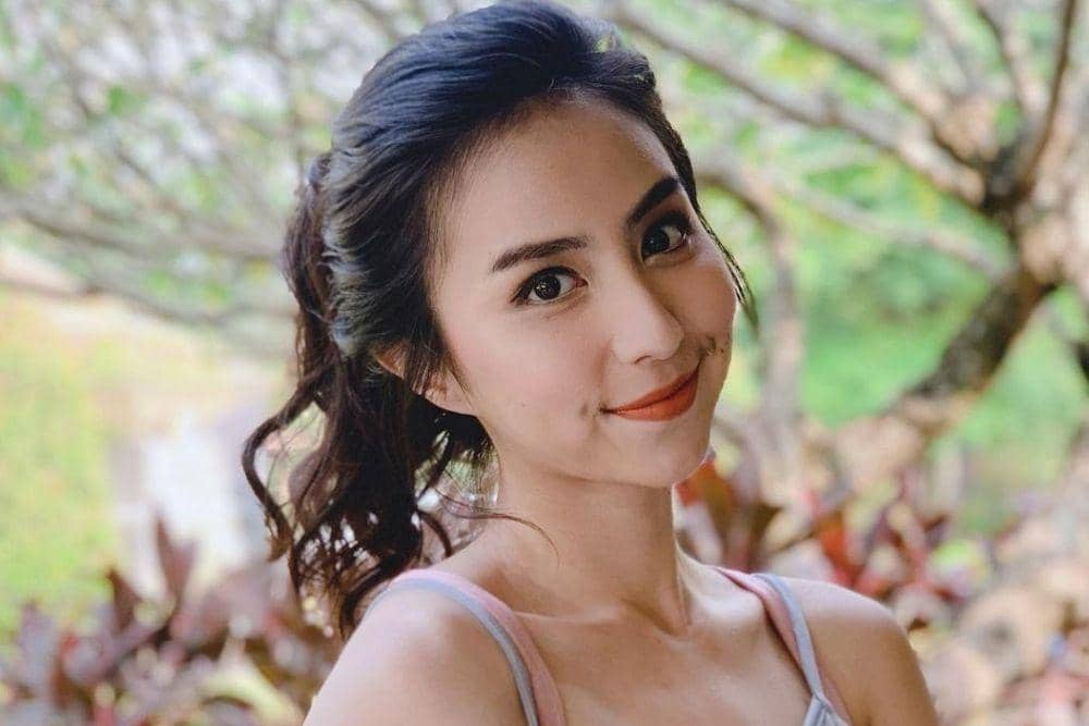 instagram.com/clairineclay