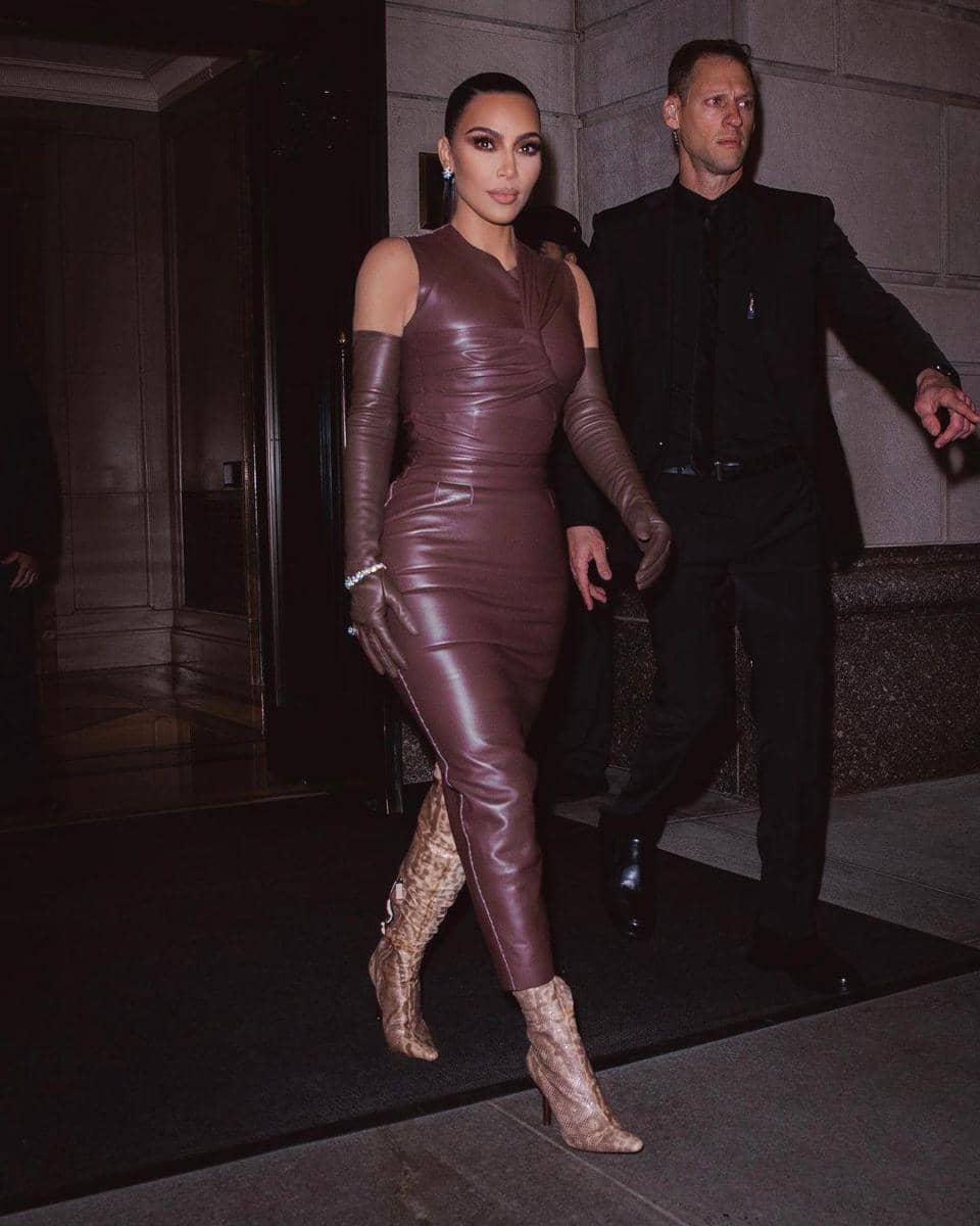 instagram.com/kimkardashian