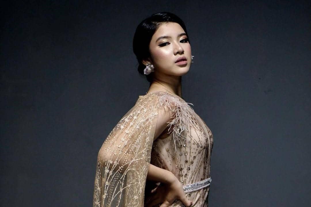 instagram.com/tiaraandini