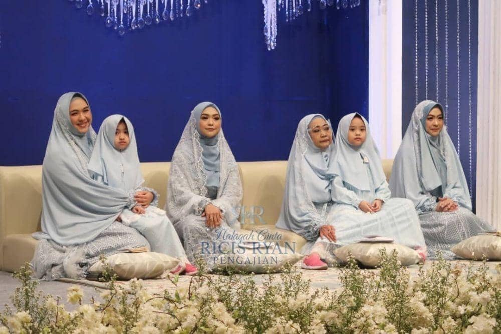 Instagram.com/officialmnctv