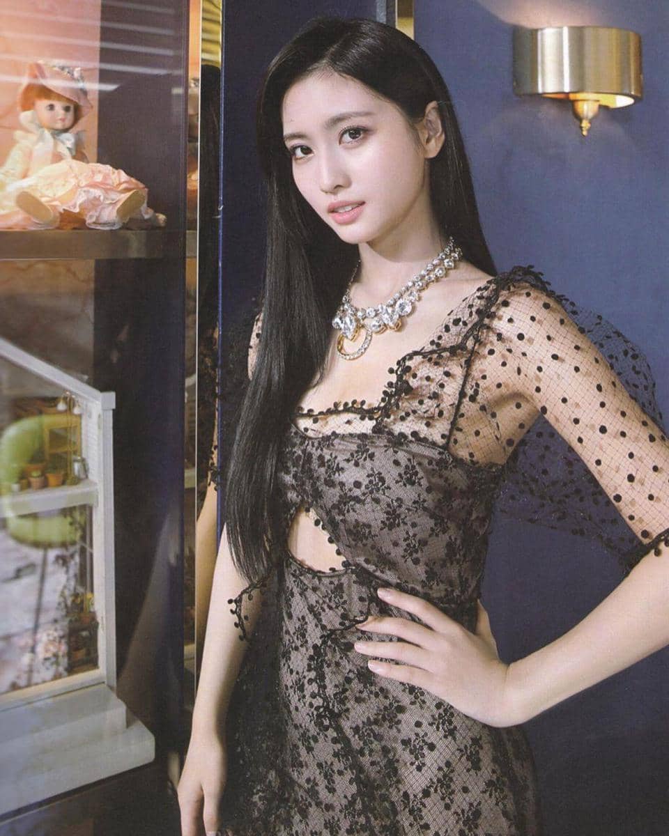 instagram.com/momojype