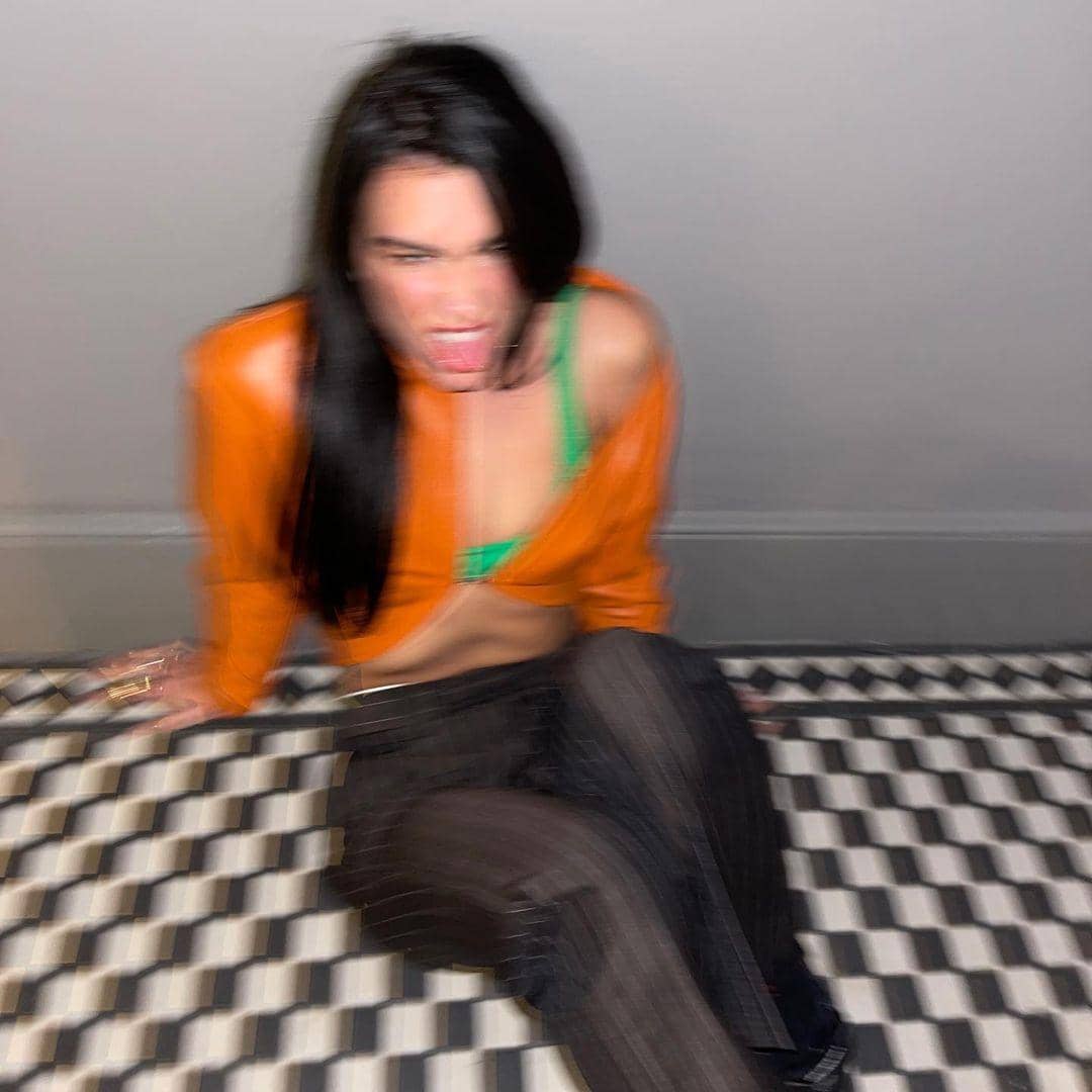 instagram.com/dualipa