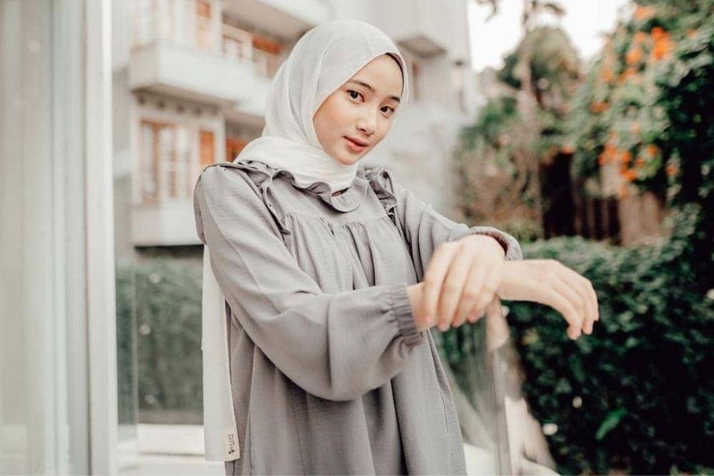 instagram.com/ansellmaputri