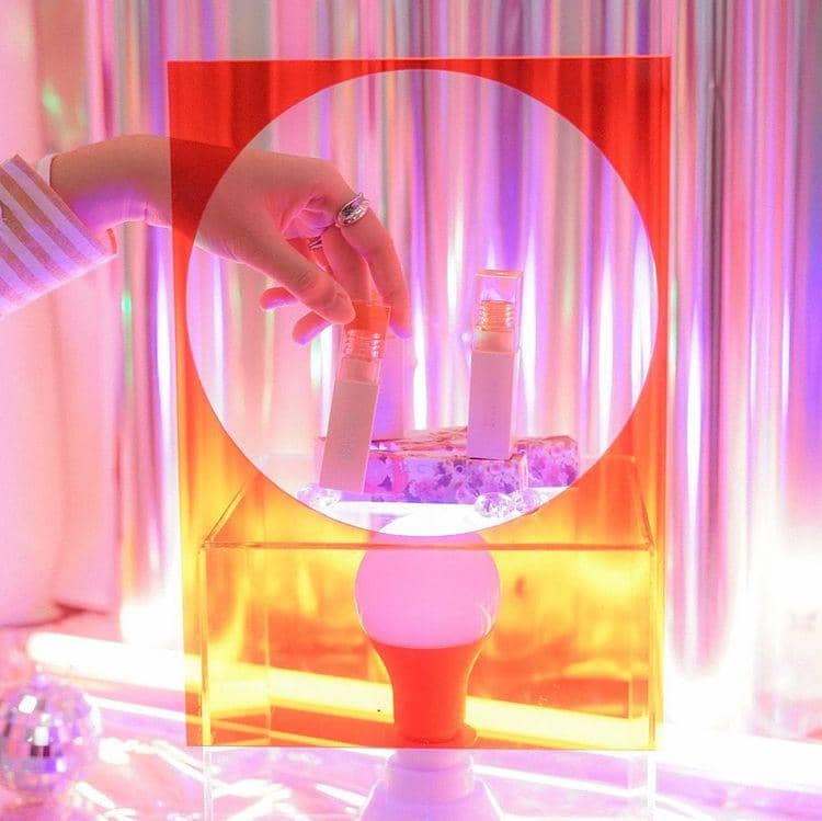 Popbela.com/Rollover Reaction