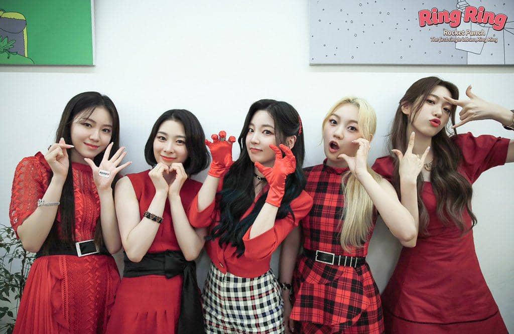 twitter.com/RocketPunch