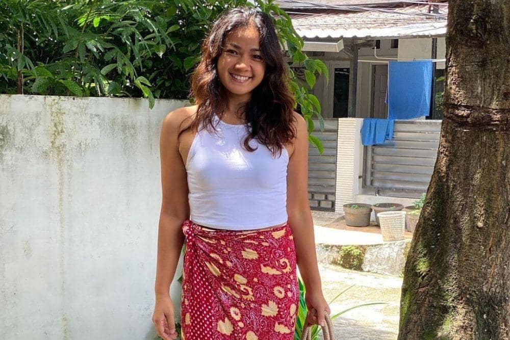 instagram.com/nirinazubir_