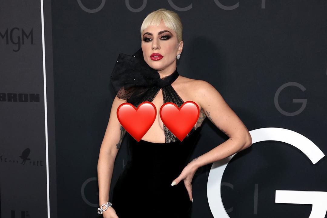 Potret Seksi Busana Lady Gaga di Karpet Merah House of Gucci
