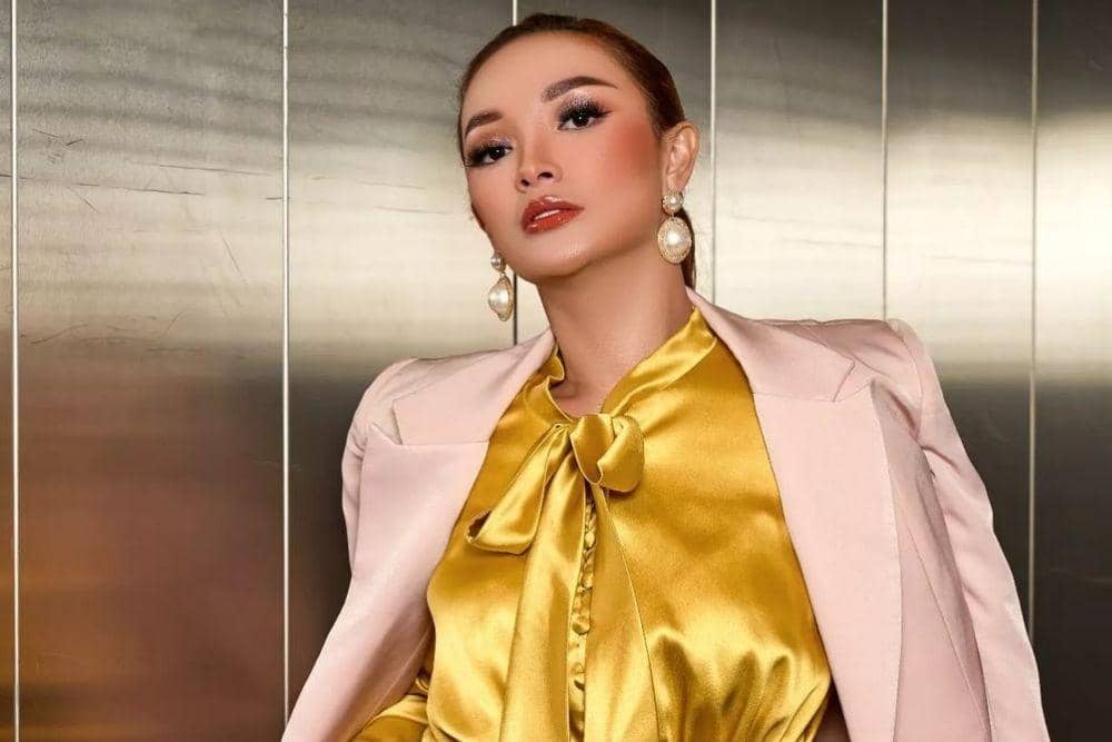 instagram.com/zaskia_gotix