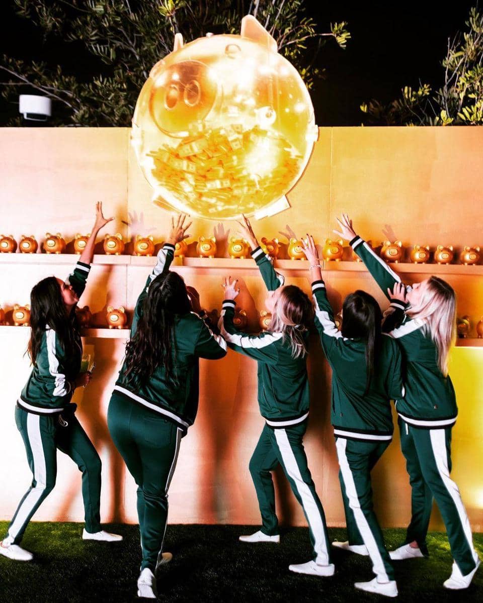 instagram.com/chrissyteigen