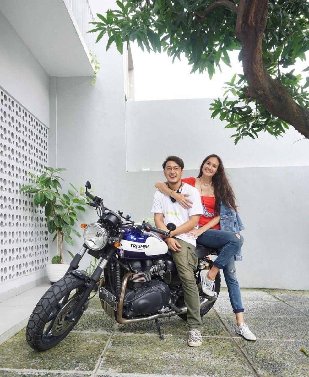 Instagram.com/nadinelist