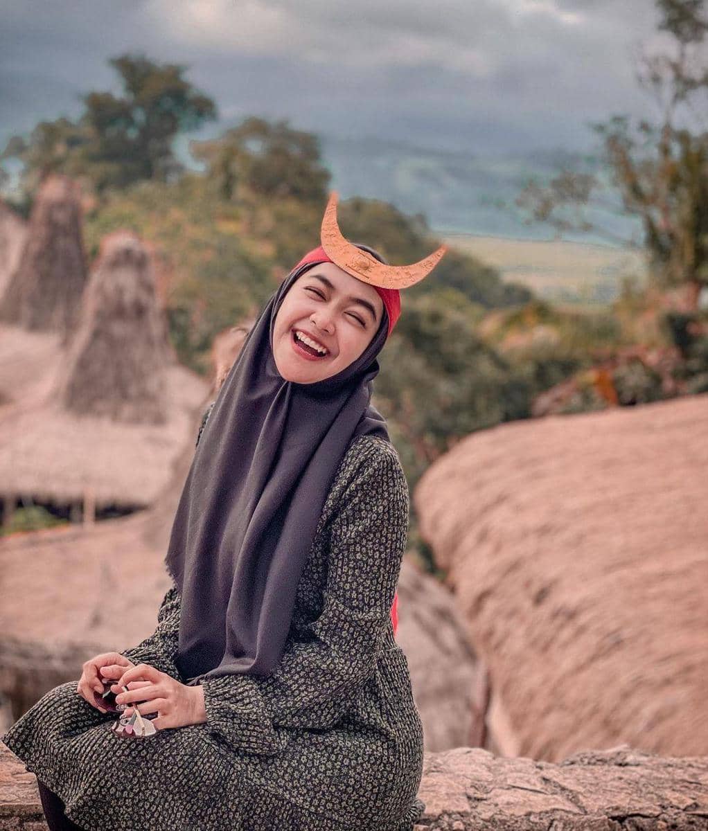 instagram.com/riaricis1795