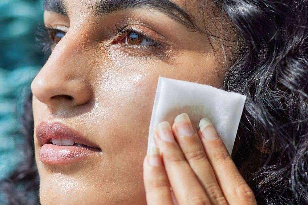 Cara Memakai Krim Pencerah Wajah yang Tepat, reequil.com