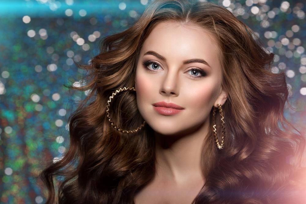 7 Tren Warna Rambut untuk Natal, Bikin Penampilan Semakin Memukau! 