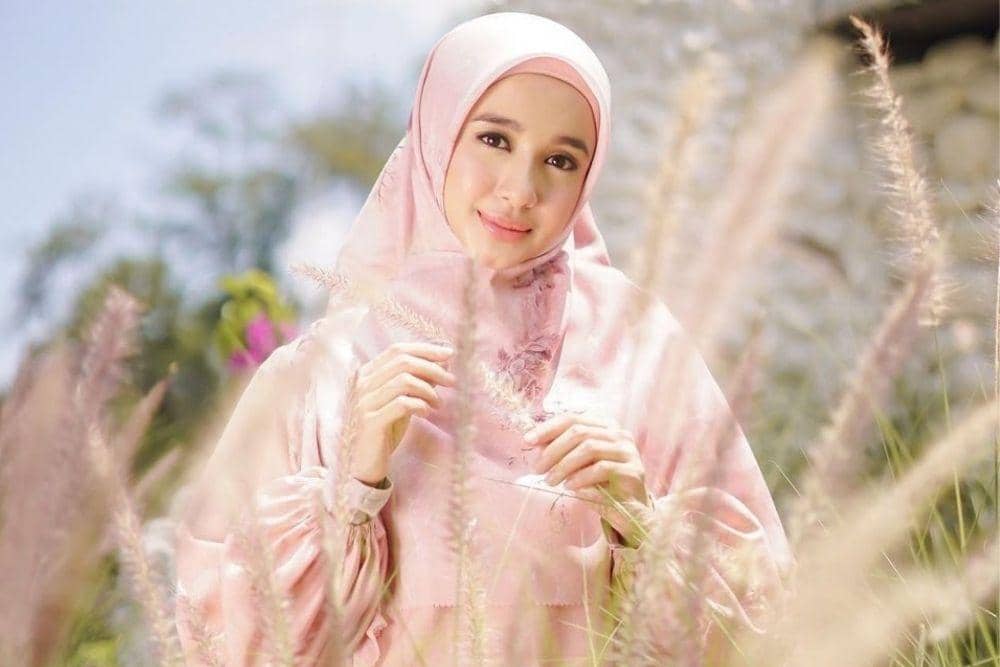 instagram.com/laudyacynthiabella