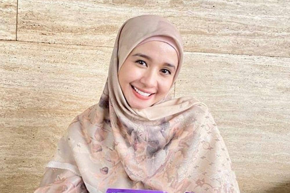 instagram.com/laudyacynthiabella