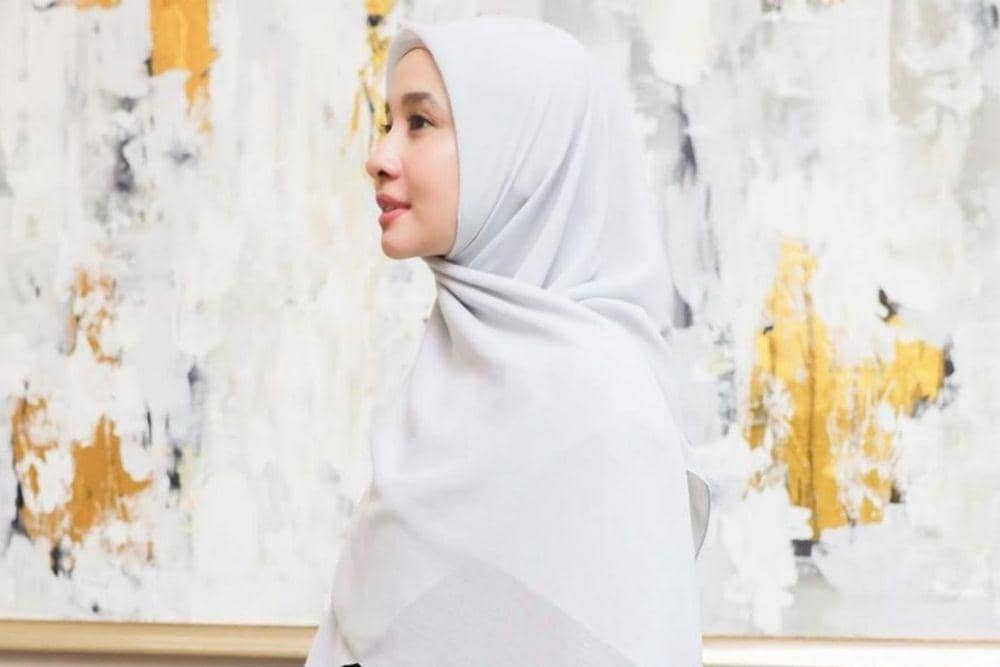 instagram.com/laudyacynthiabella