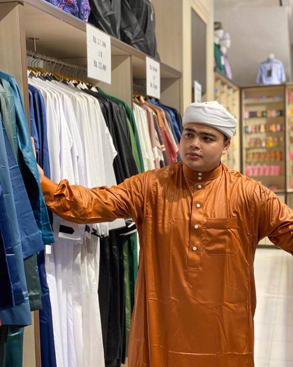 instagram.com/ameer_azzikra