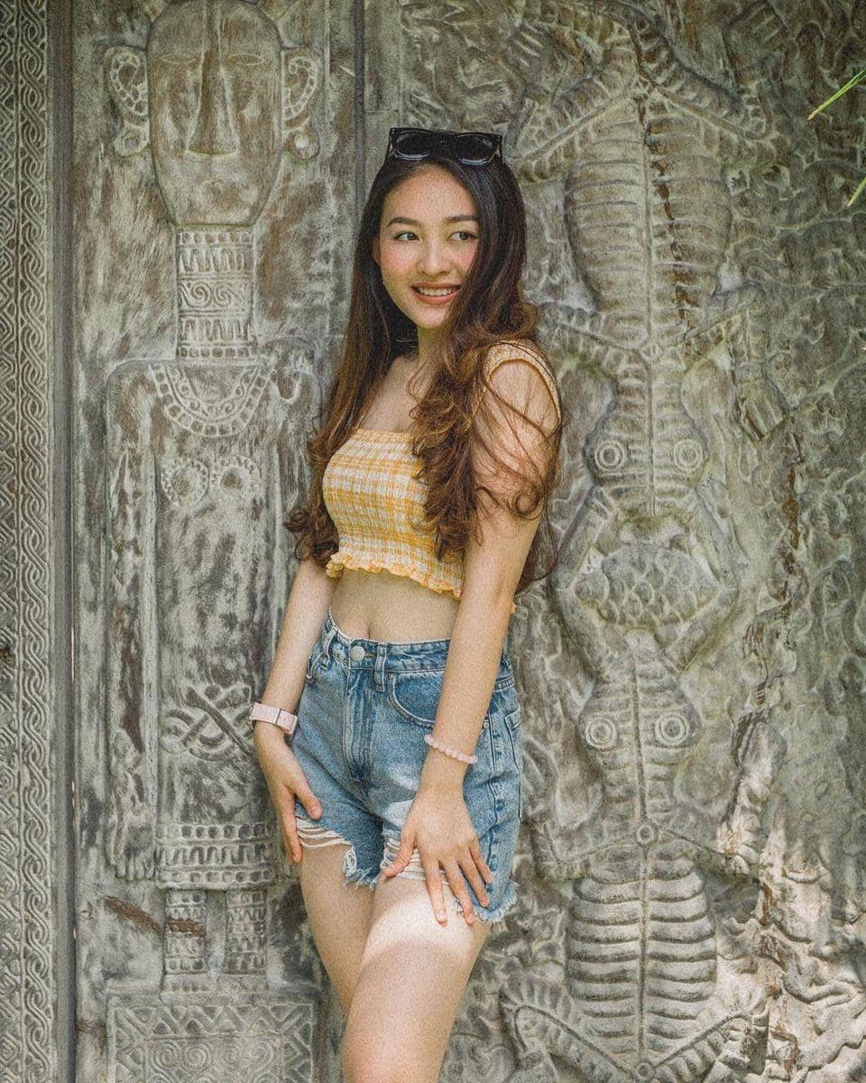 instagram.com/natashawilona12