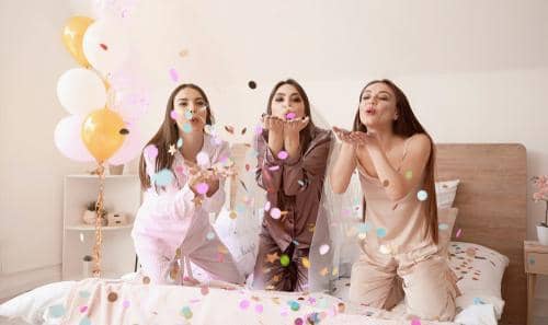 Shutterstock/Pixel-Shot