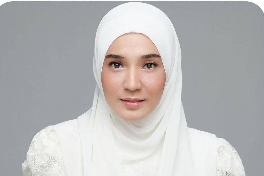 instagram.com/dhiniaminarti