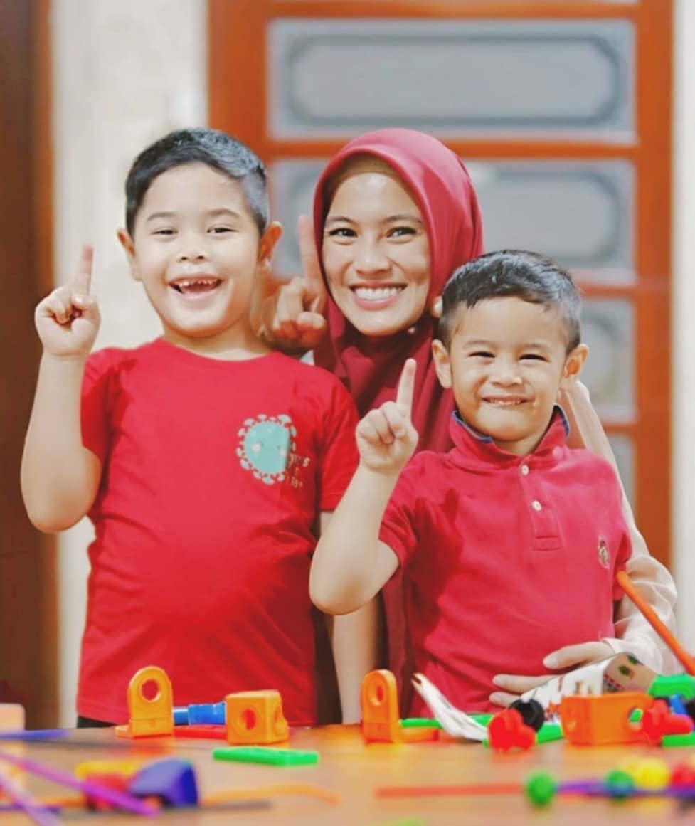 Instagram.com/ichasoebandono