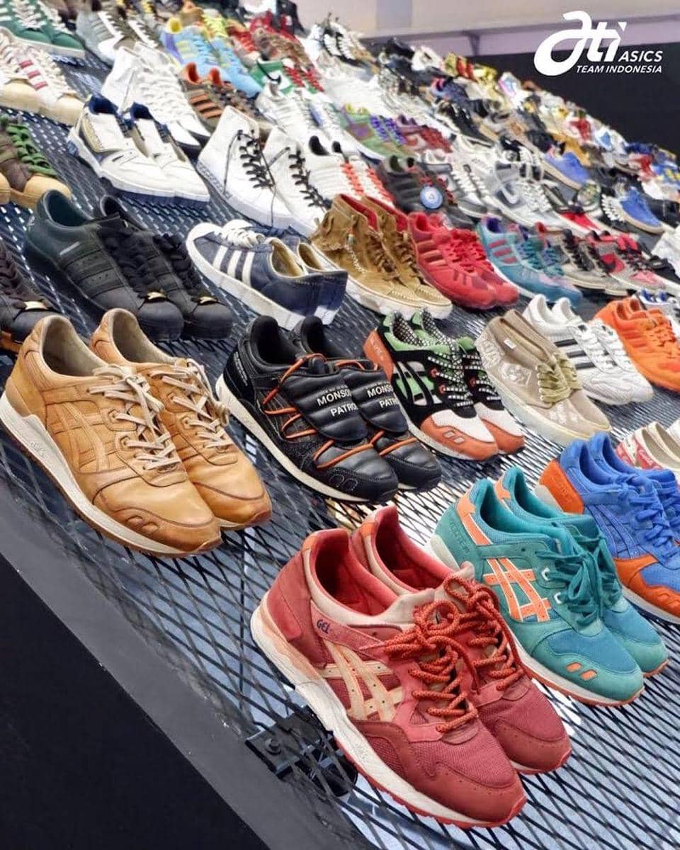 instagram.com/urbansneakersociety