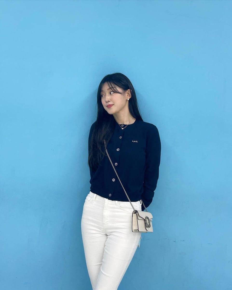 instagram.com/4x4ischoi